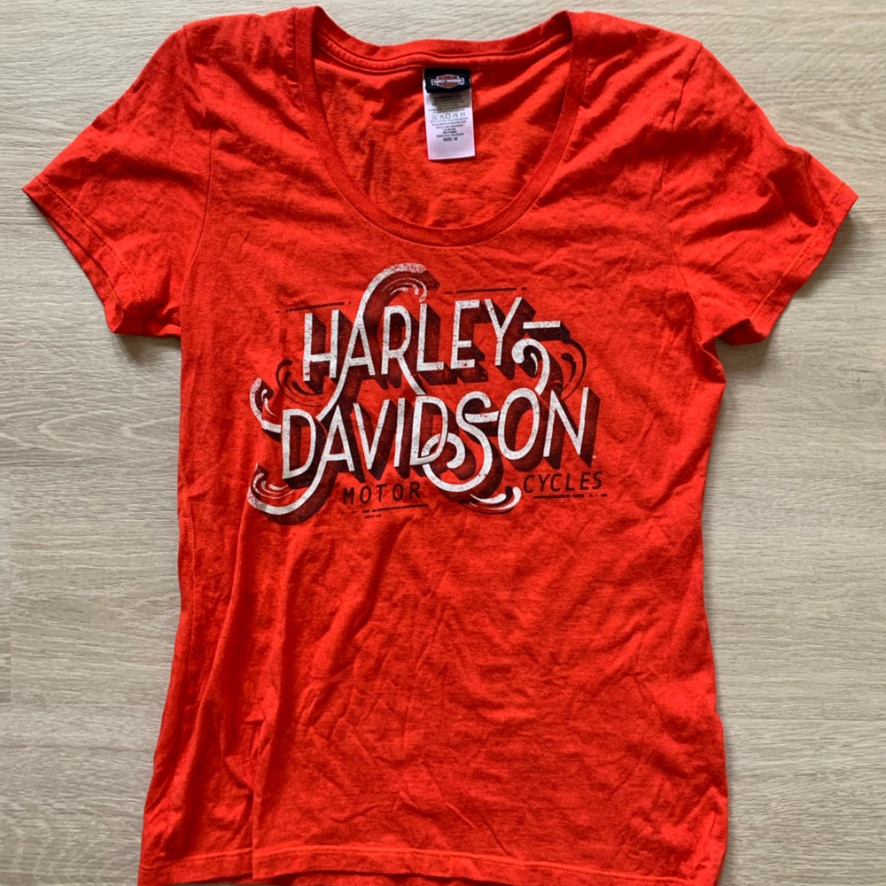 Harley Davidson Woman’s Hull City South Dakota Red T Shirt Size Medium